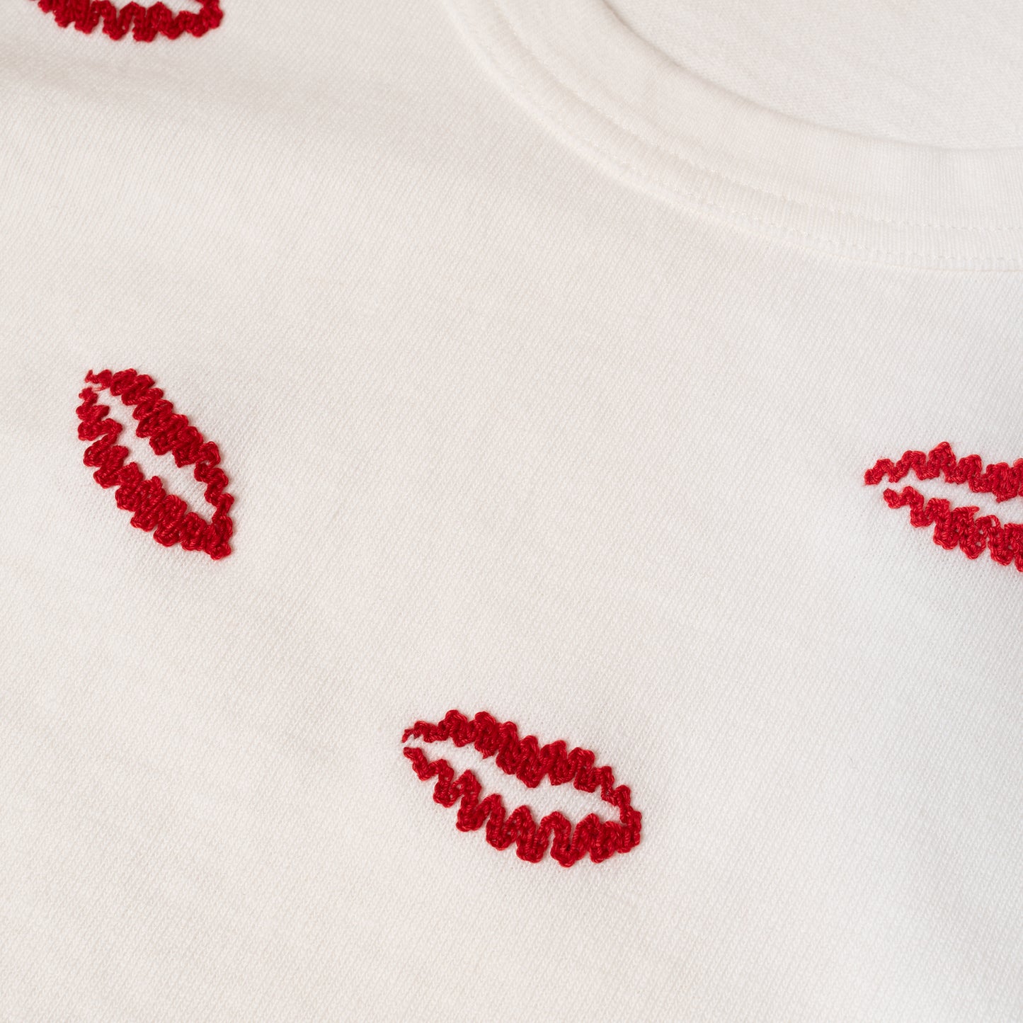 Garage T-shirt (2026) "Hey Smoochie"