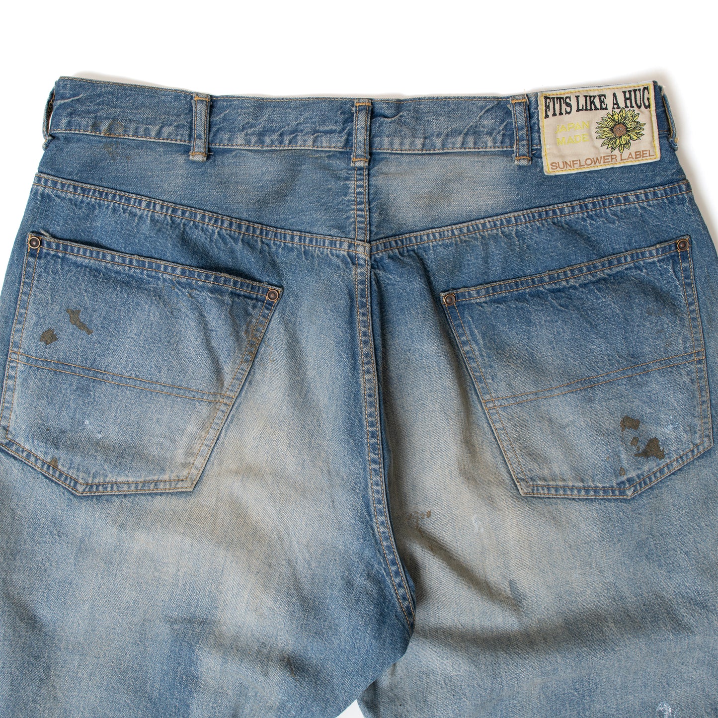 Fit's Like A Hug Jeans (Dust Bowl Wash)